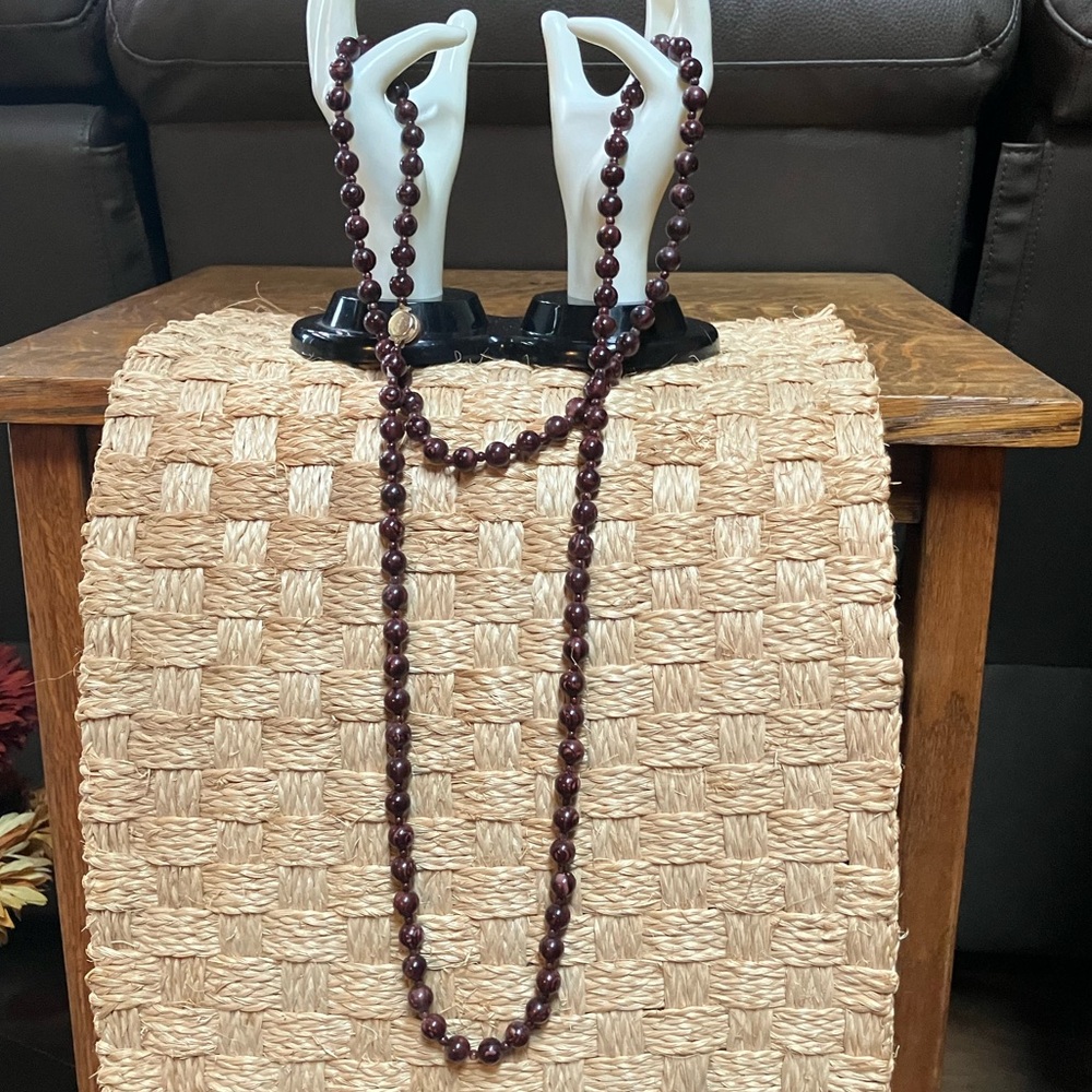 Elegant Purple Beaded Necklace